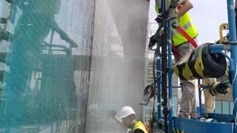 上海断桥铝门窗65系与70系：性能差异与选型考量