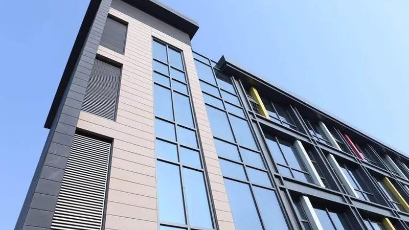 上海断桥铝门窗型材：揭秘其规格与型号的奥秘**